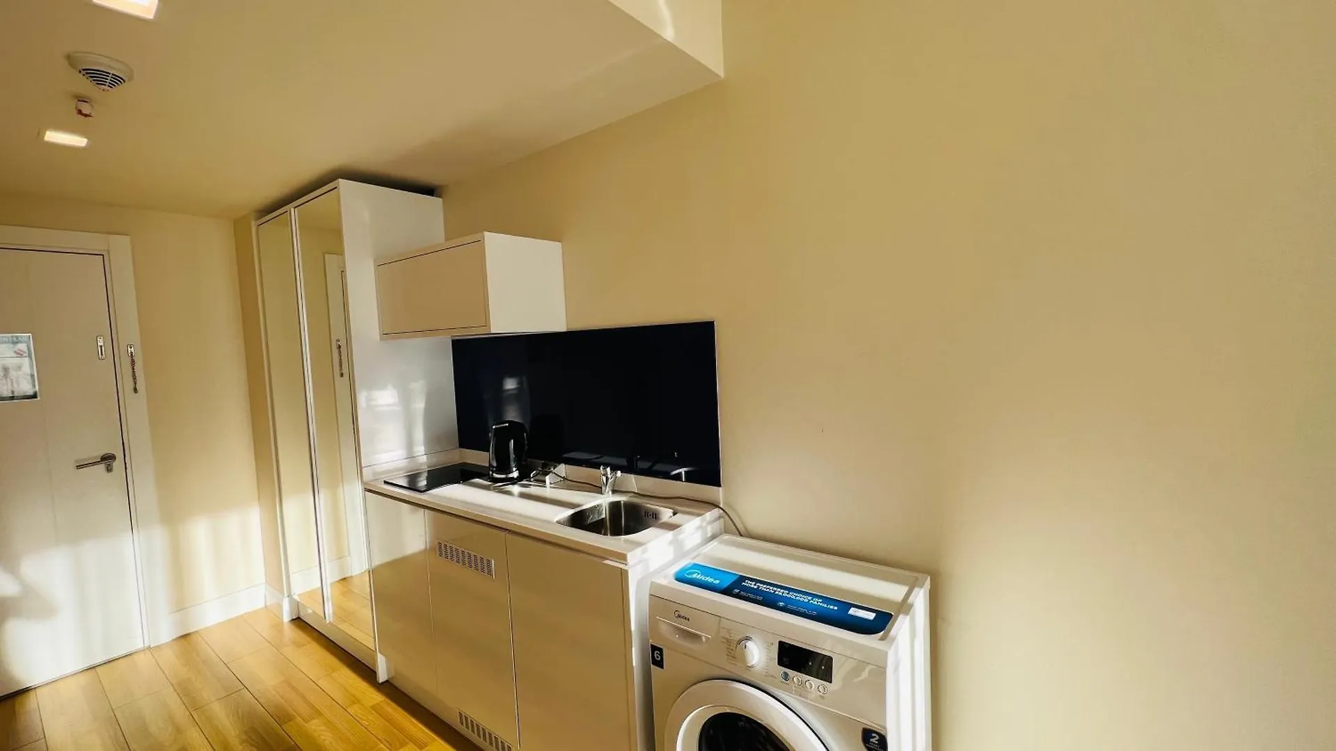 Apartment From Batumi Aparthotel